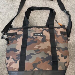 Hurley Camo Bag with Black Straps